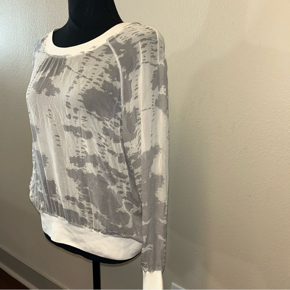 Club Monaco Gray and White Graphic Sweatshirt Tye Dye Silk Large - Picture 2 of 8